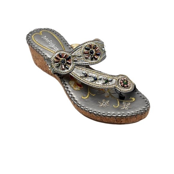 John Fashion Silver Embroidered Beaded Floral Boho Cork Wedge Sandals Size 8 - Picture 1 of 11